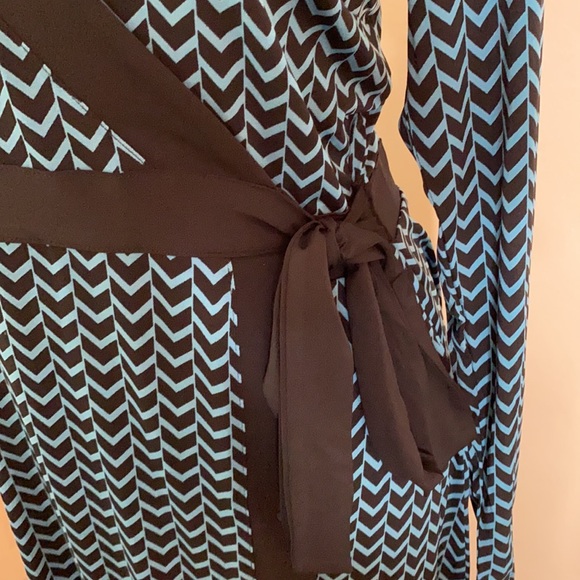 Never worn - Picture 2 of 3